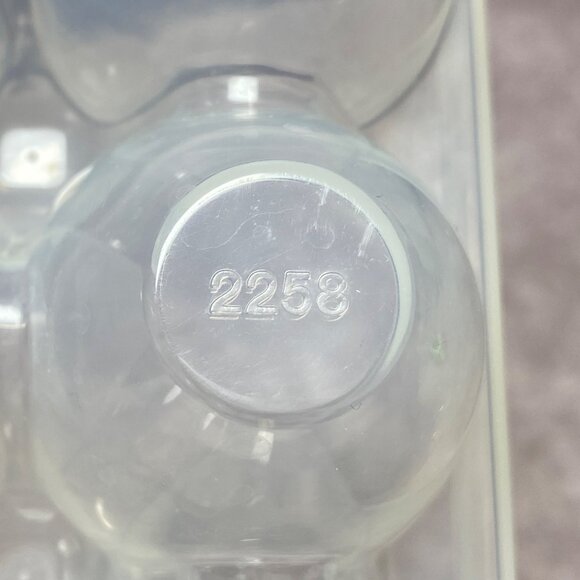 Hefty Clear & Blue Plastic 12-Egg Storage Container With Locking Lid BPA Free - Picture 13 of 16